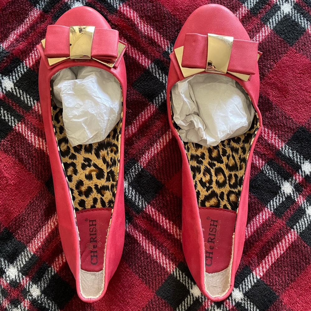 Cherish Elegant Footwear Bow Ballet Flats - Coral Color